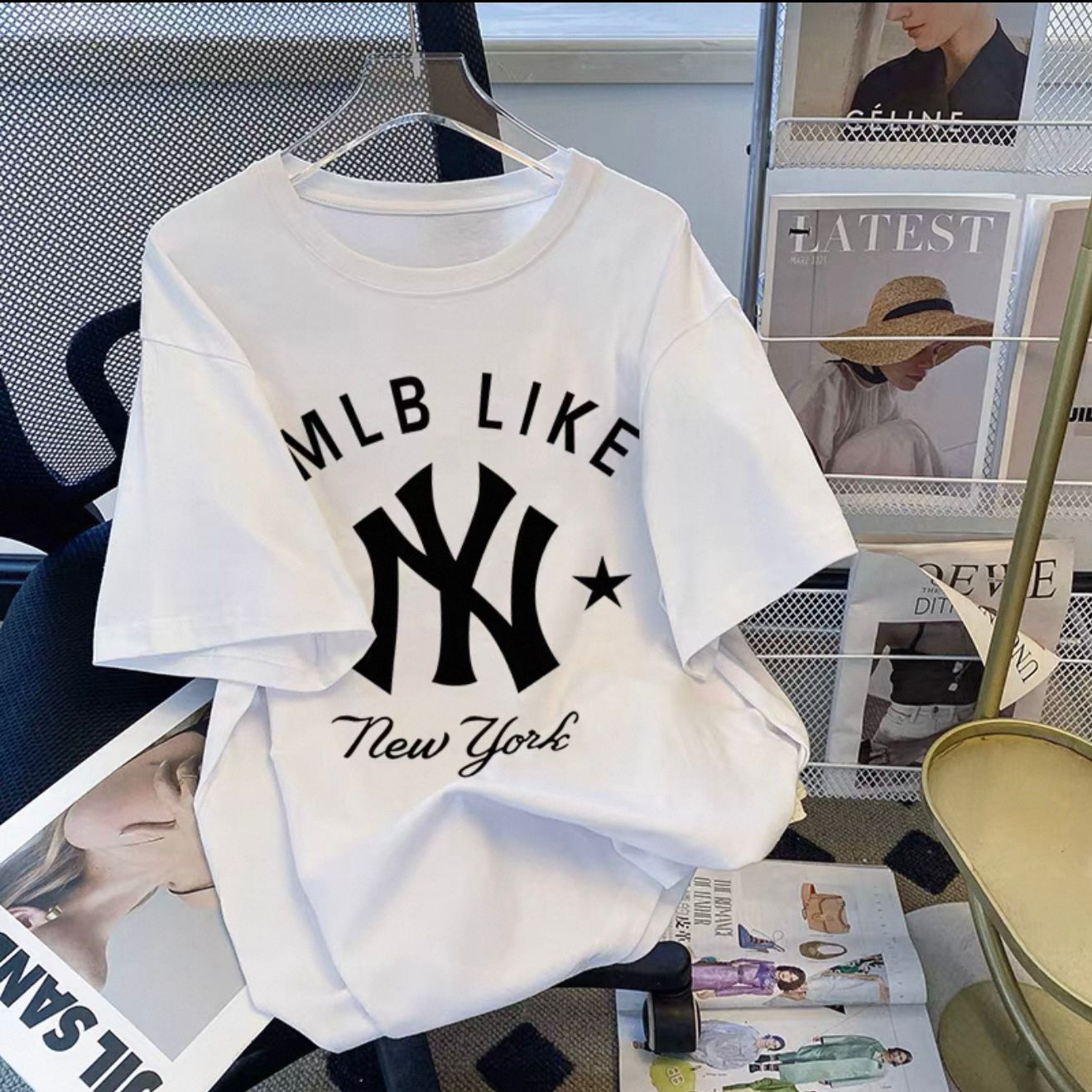 MLB T-shirt